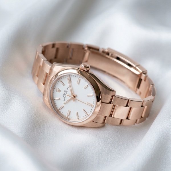 Elegant Ladies Watch