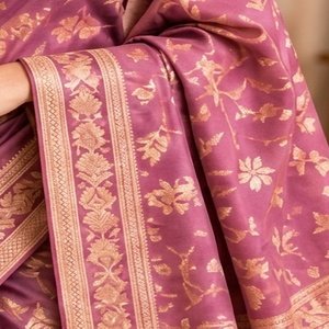 Pallu details